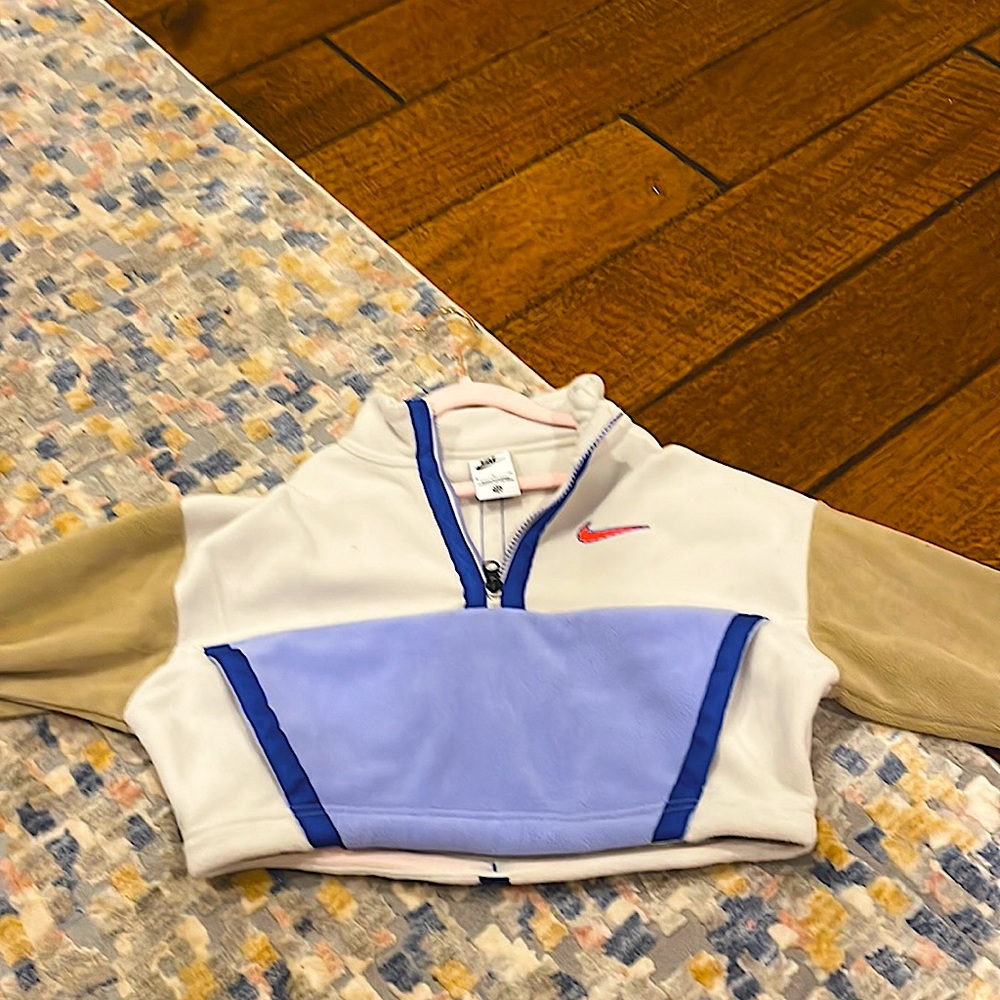 Nike cropped jacket kids girls small with pocket and adjustable front